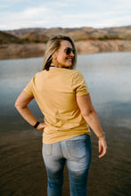 Load image into Gallery viewer, Adventurer Tee